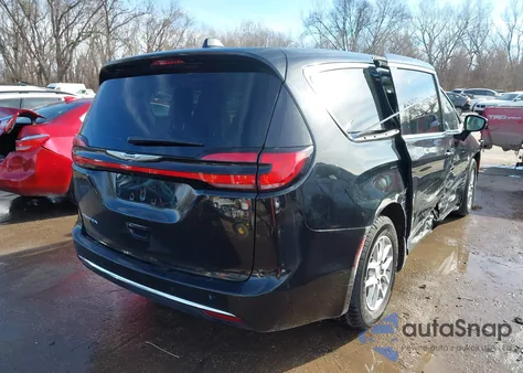 2023 Chrysler Pacifica Touring L z USA, uszkodzony, nr VIN 2C4RC1BG6PR624903